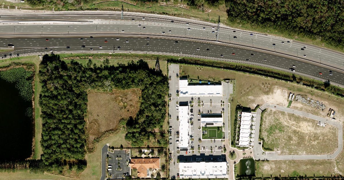 Aerial view of Jacare Martial Arts and its surroundings