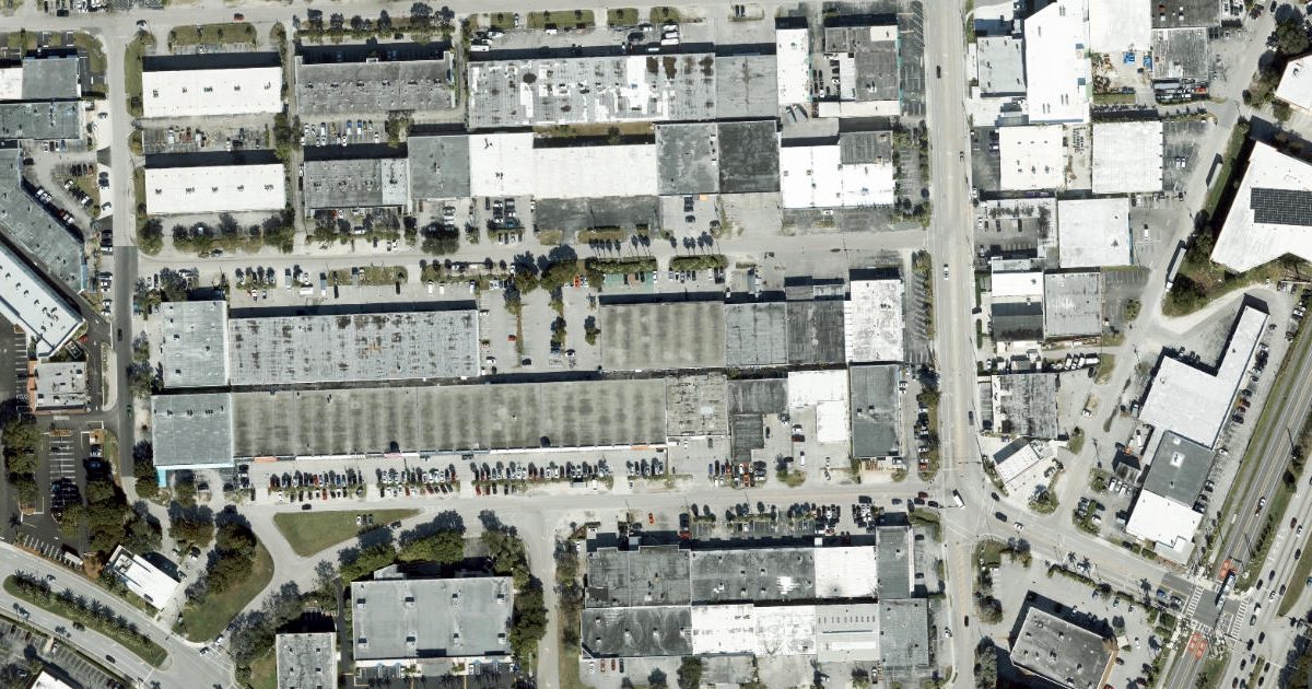 Aerial view of CrossFit MIA and its surroundings