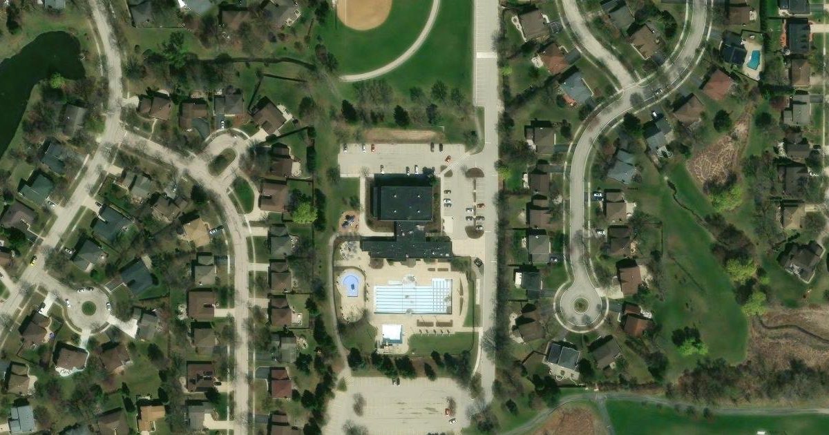 Aerial view of Birchwood Park and its surroundings
